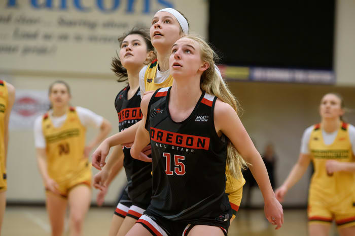 2023-4-2-WAVOR-Girls-GAME-9628-NR-clear